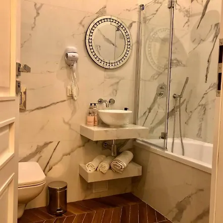 Apartmenty Mariacka 20 -self Check-in 24h -loud On The Weekends - By Kanclerz Investment