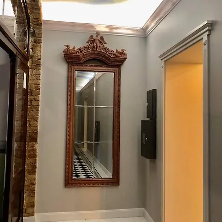 Apartmenty Mariacka 20 -Self Check-In 24H -Glosno W Weekendy - Noisy On The Weekend