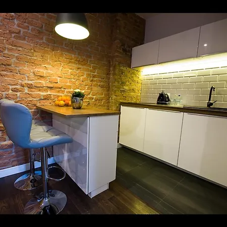 Apartmenty Mariacka 20 -Self Check-In 24H -Glosno W Weekendy - Noisy On The Weekend