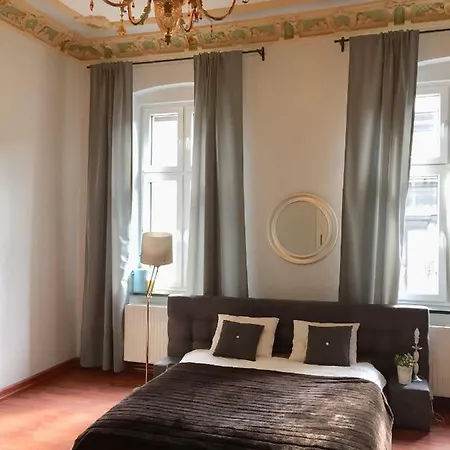 Apartment Apartmenty Mariacka 20 -self Check-in 24h -loud On The Weekends - By Kanclerz Investment *