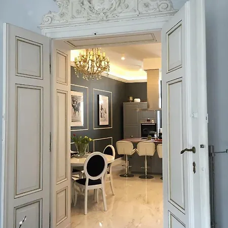 아파트 Apartmenty Mariacka 20 -Self Check-In 24H -Glosno W Weekendy - Noisy On The Weekend *