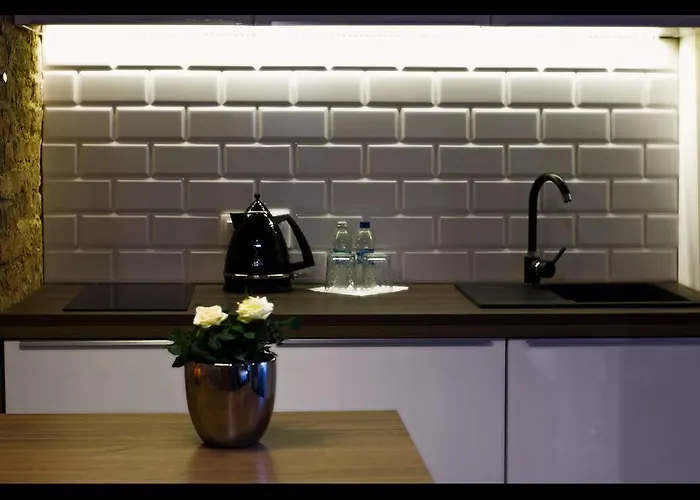 Apartmenty Mariacka 20 -self Check-in 24h -glosniej W Weekendy - Noisy On The Weekend *