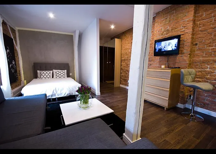 Apartmenty Mariacka 20 -Self Check-In 24H -Glosno W Weekendy - Noisy On The Weekend *