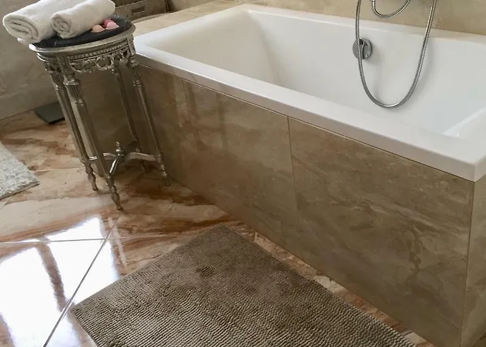 Apartmenty Mariacka 20 -self Check-in 24h -glosno W Weekendy - Noisy On The Weekend * Katowice